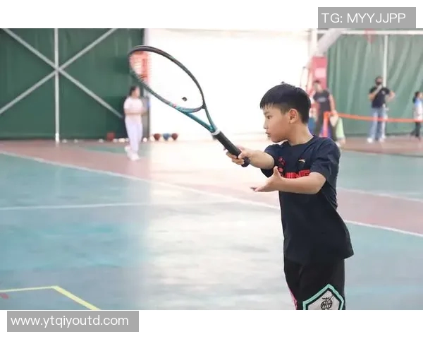 深圳网球队的崛起与挑战:深入解析网球巨献的背后故事 深圳网球队的崛起与挑战:深入解析网球巨献的背后故事