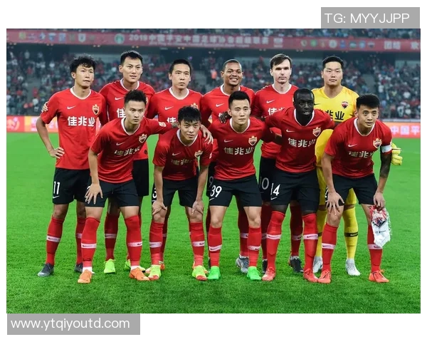 深圳足球队荣登足球状态排行榜第一名引发热议